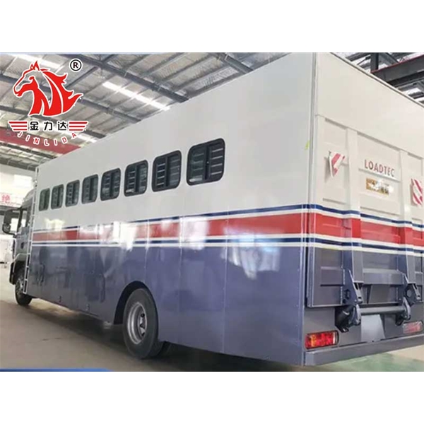 南宁自行式运马车